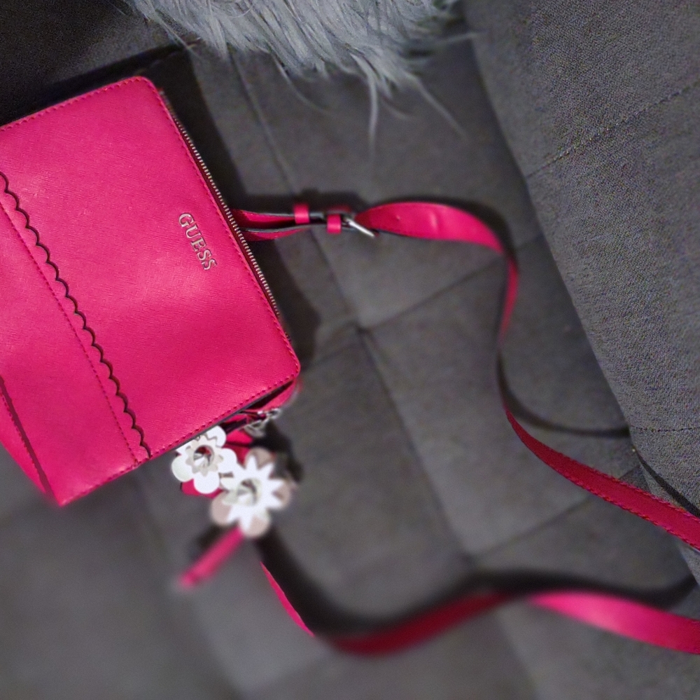 Guess crossbody